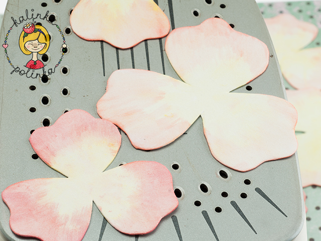 Как придать фактуру лепесткам