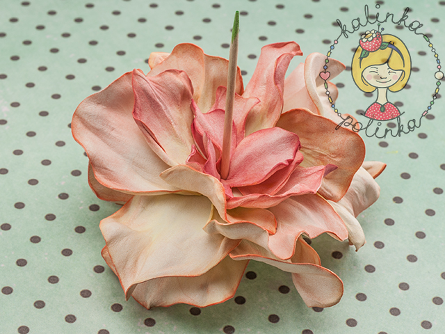 Цветы из фоамирана своими руками