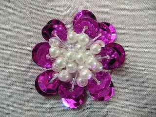 Цветок из пайеток.