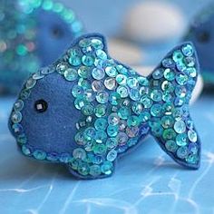 Рыба с пайетками.