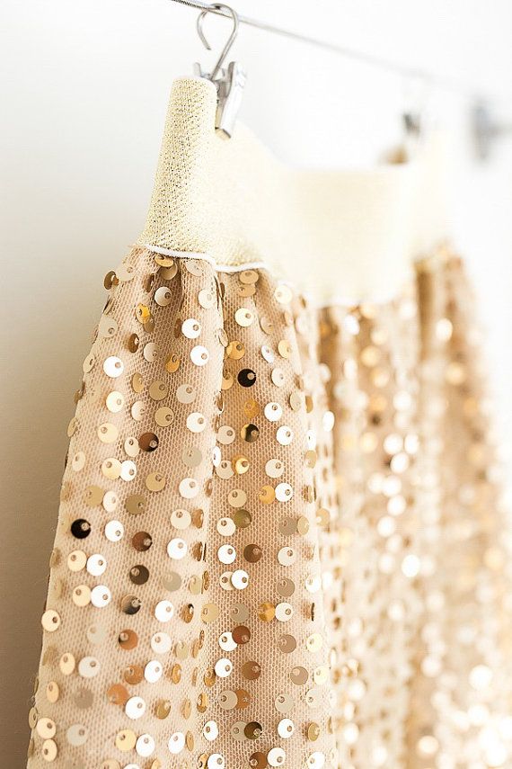  Юбка с пайетками.